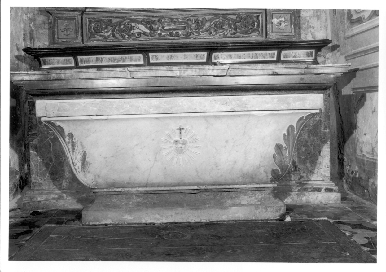 stemma gentilizio (altare, opera isolata) - ambito lombardo, ambito novarese (prima metà, metà sec. XVII, sec. XX)