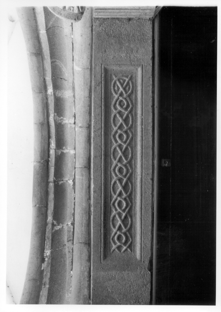 motivi decorativi (rilievo, frammento) - bottega lombardo-piemontese (prima metà sec. XII)