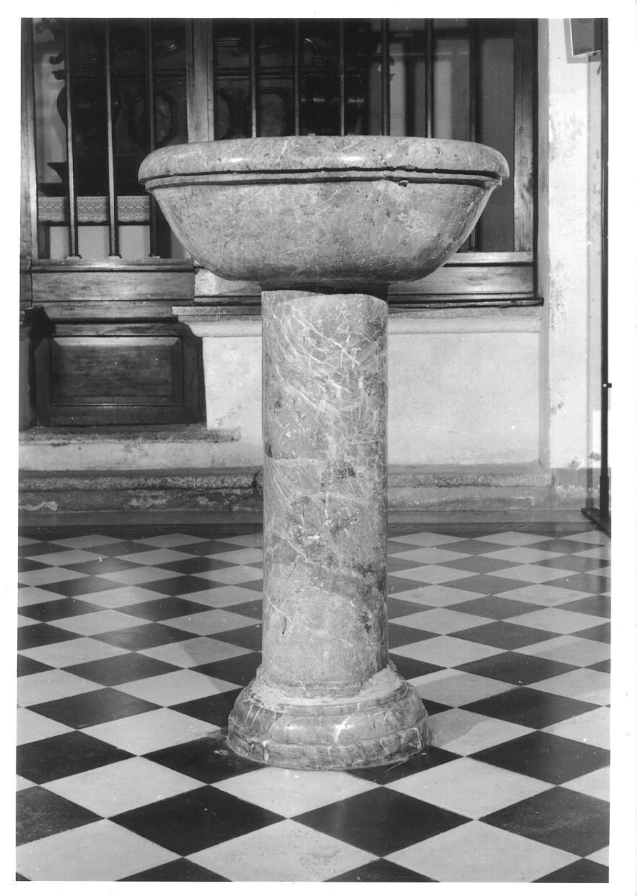 acquasantiera, serie - ambito novarese (sec. XIX)