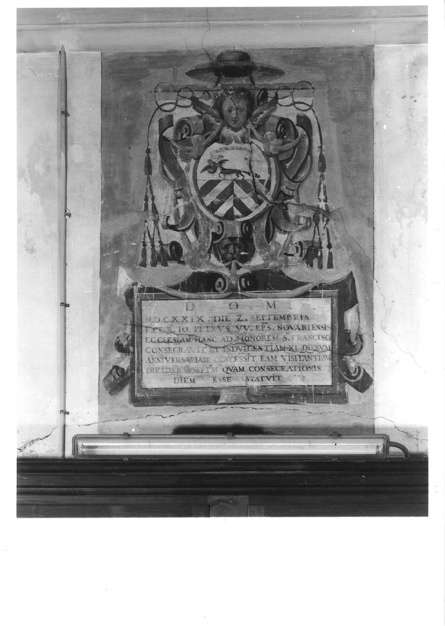 stemma vescovile (dipinto) - ambito novarese (sec. XVII)