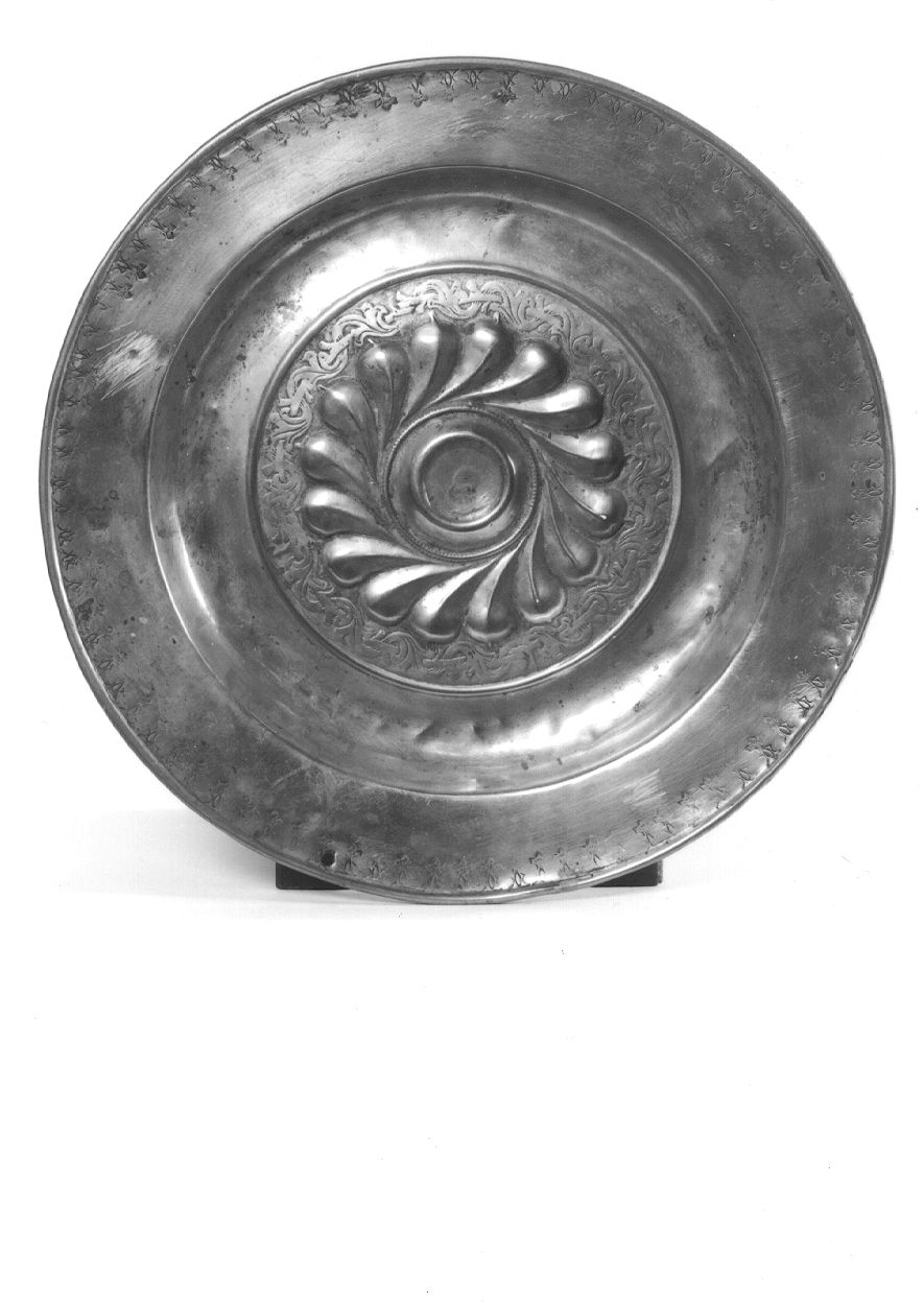 bacile, opera isolata - bottega tedesca (sec. XVI)