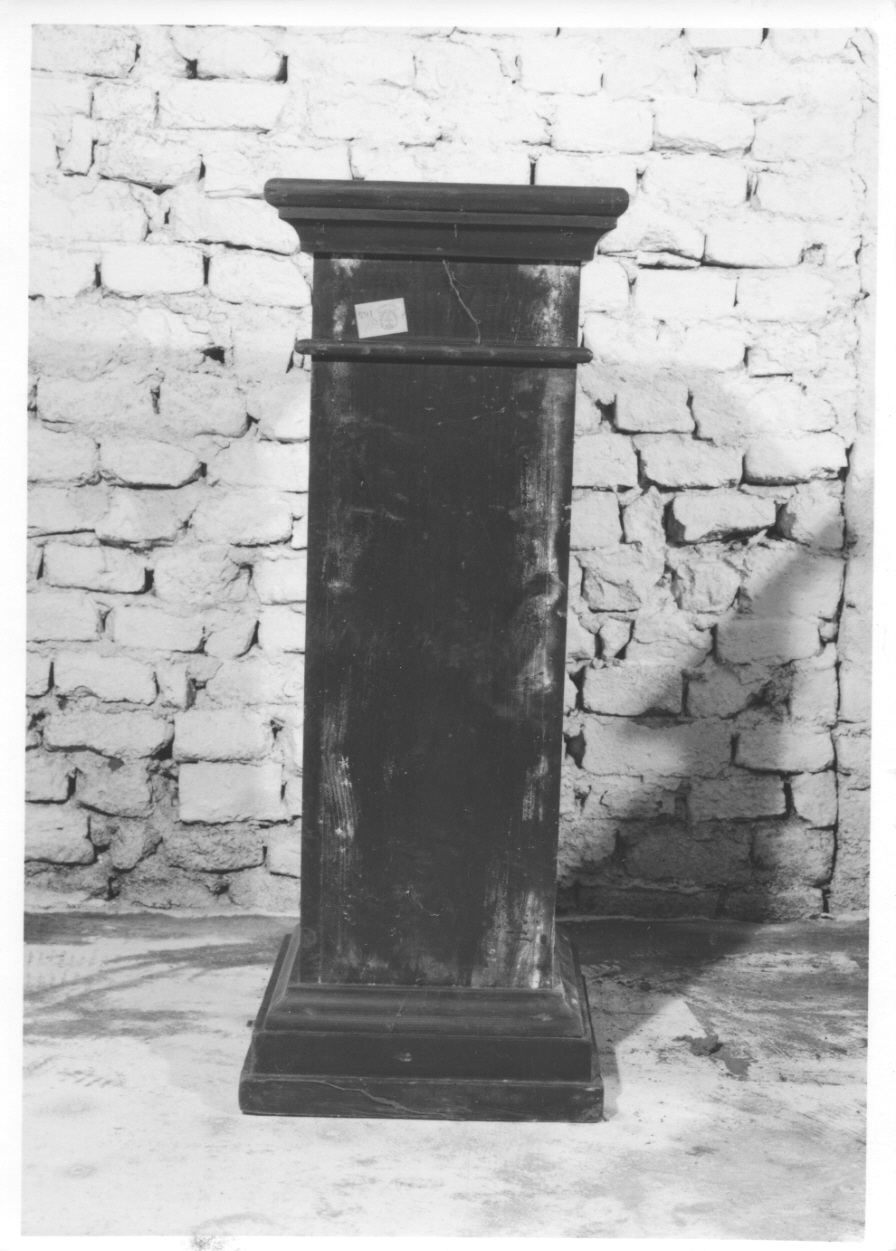 basamento, opera isolata - produzione piemontese (seconda metà sec. XIX)