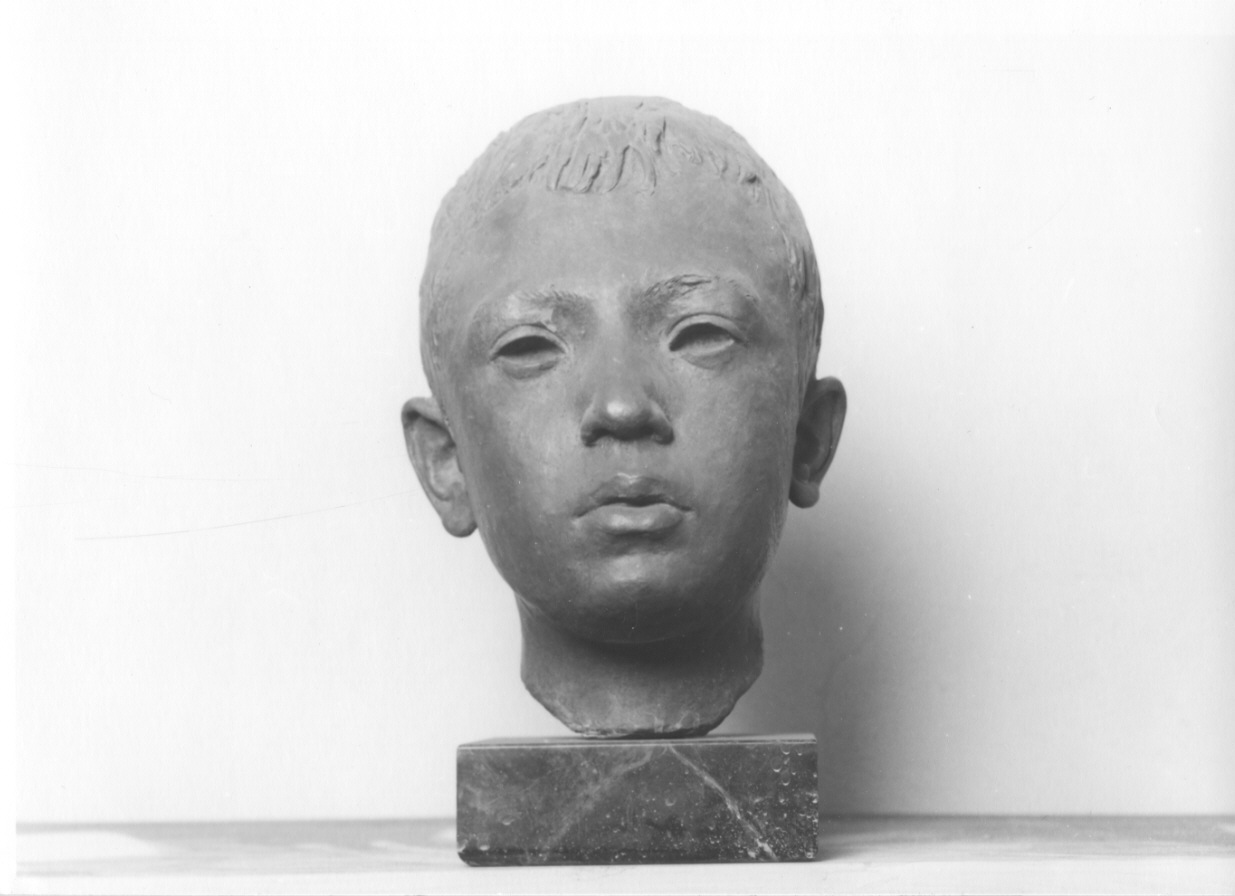 testa di bambino (scultura, opera isolata) di Manaresi (prima metà sec. XX)