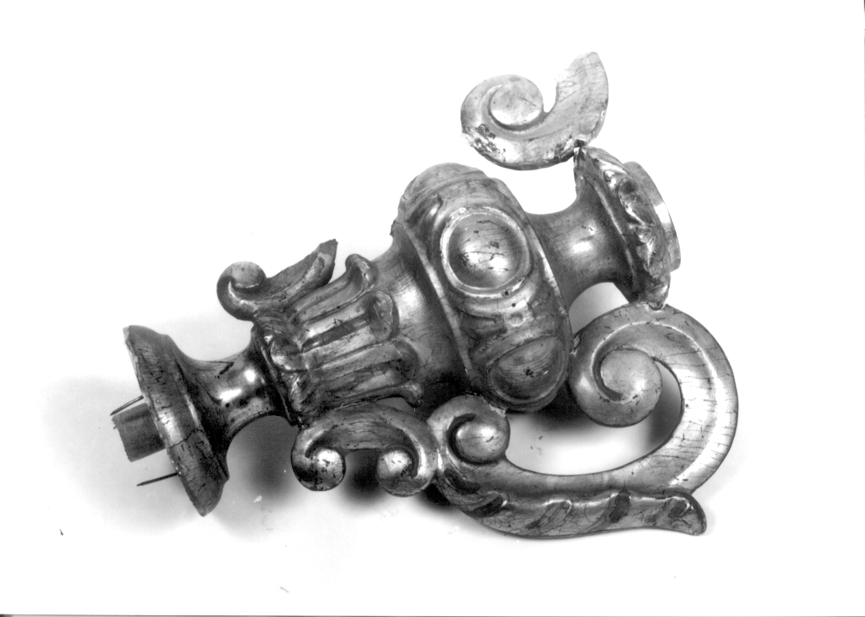 vaso d'altare per composizione floreale, opera isolata - ambito ligure-piemontese (seconda metà sec. XIX)