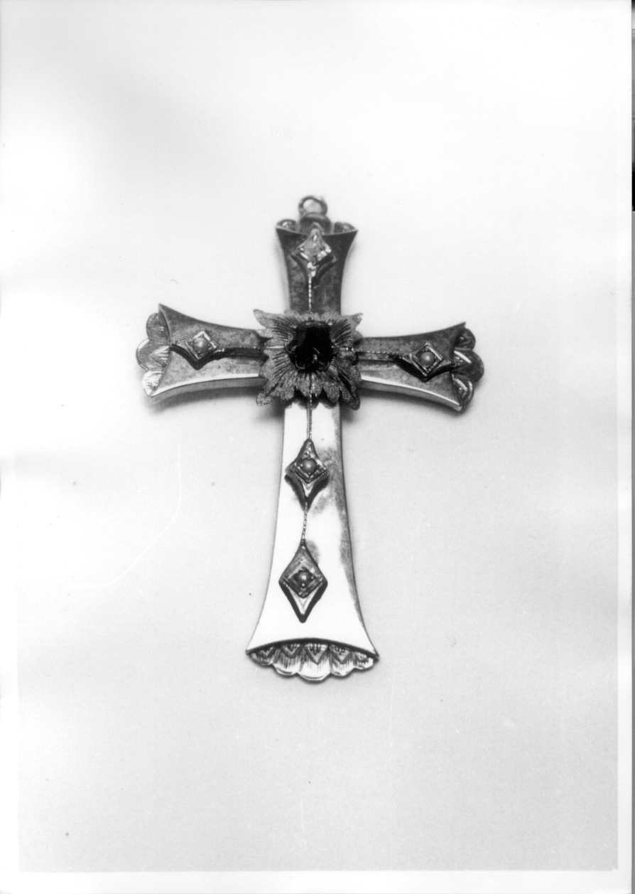 croce, opera isolata - manifattura di Valenza (primo quarto sec. XX)