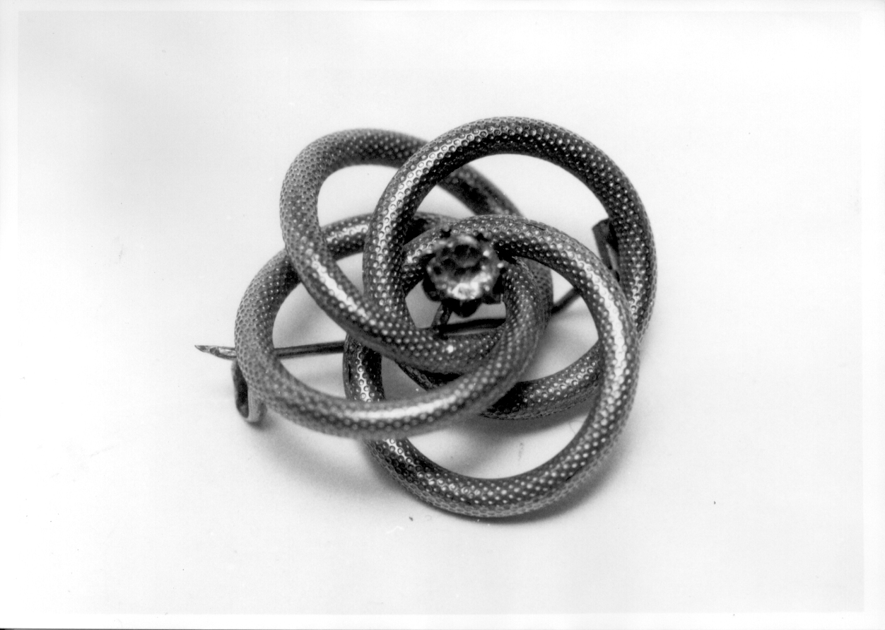 spilla, opera isolata - manifattura di Valenza (fine sec. XIX)