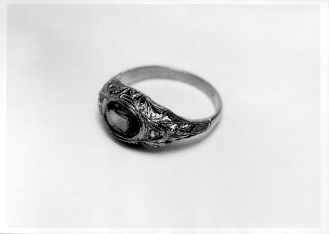 anello, opera isolata - manifattura italiana (secondo quarto sec. XX)