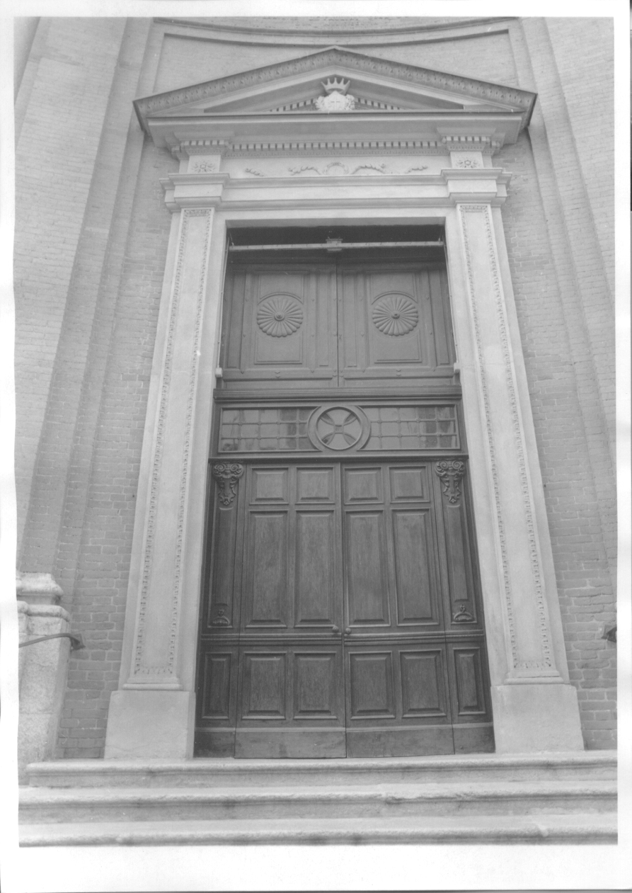 portale, opera isolata di Melchiorre Luigi (inizio sec. XX)