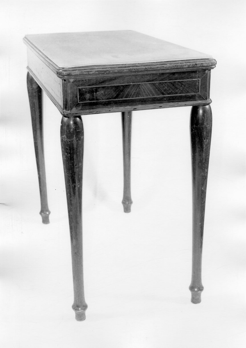 tavolino, opera isolata - ambito piemontese (fine sec. XVIII)