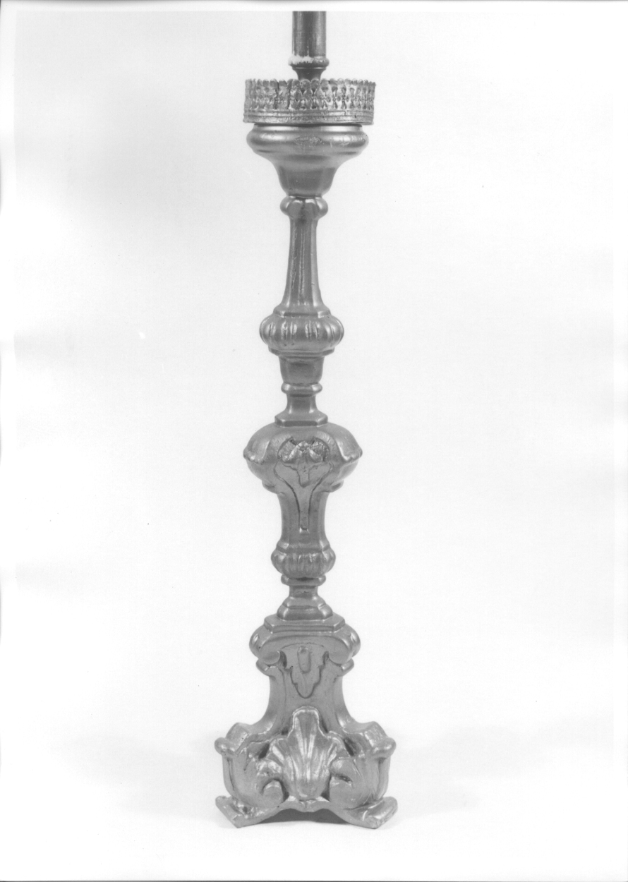 candeliere d'altare, serie - ambito piemontese (seconda metà sec. XVIII)