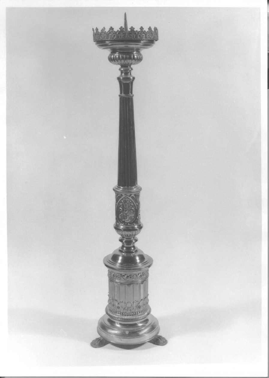 candeliere d'altare, serie - ambito italiano (prima metà sec. XX)