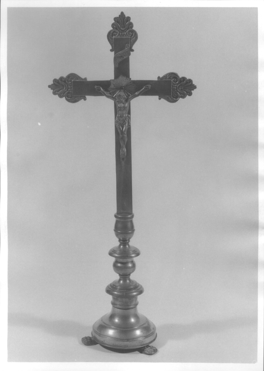 Cristo crocifisso dolente (croce d'altare, opera isolata) - ambito italiano (prima metà sec. XIX)