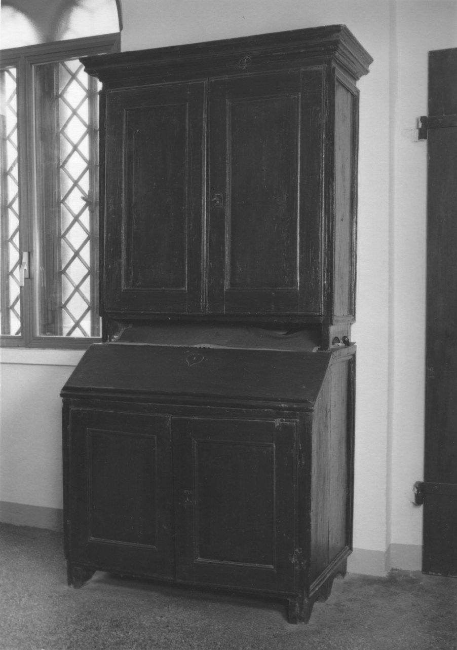credenza con alzata, opera isolata - ambito astigiano (prima metà sec. XIX)