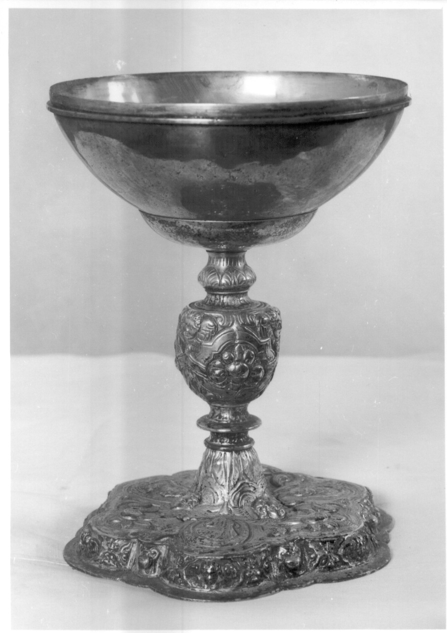 motivi decorativi floreali (pisside, opera isolata) - ambito piemontese (seconda metà, seconda metà sec. XVII, sec. XIX)