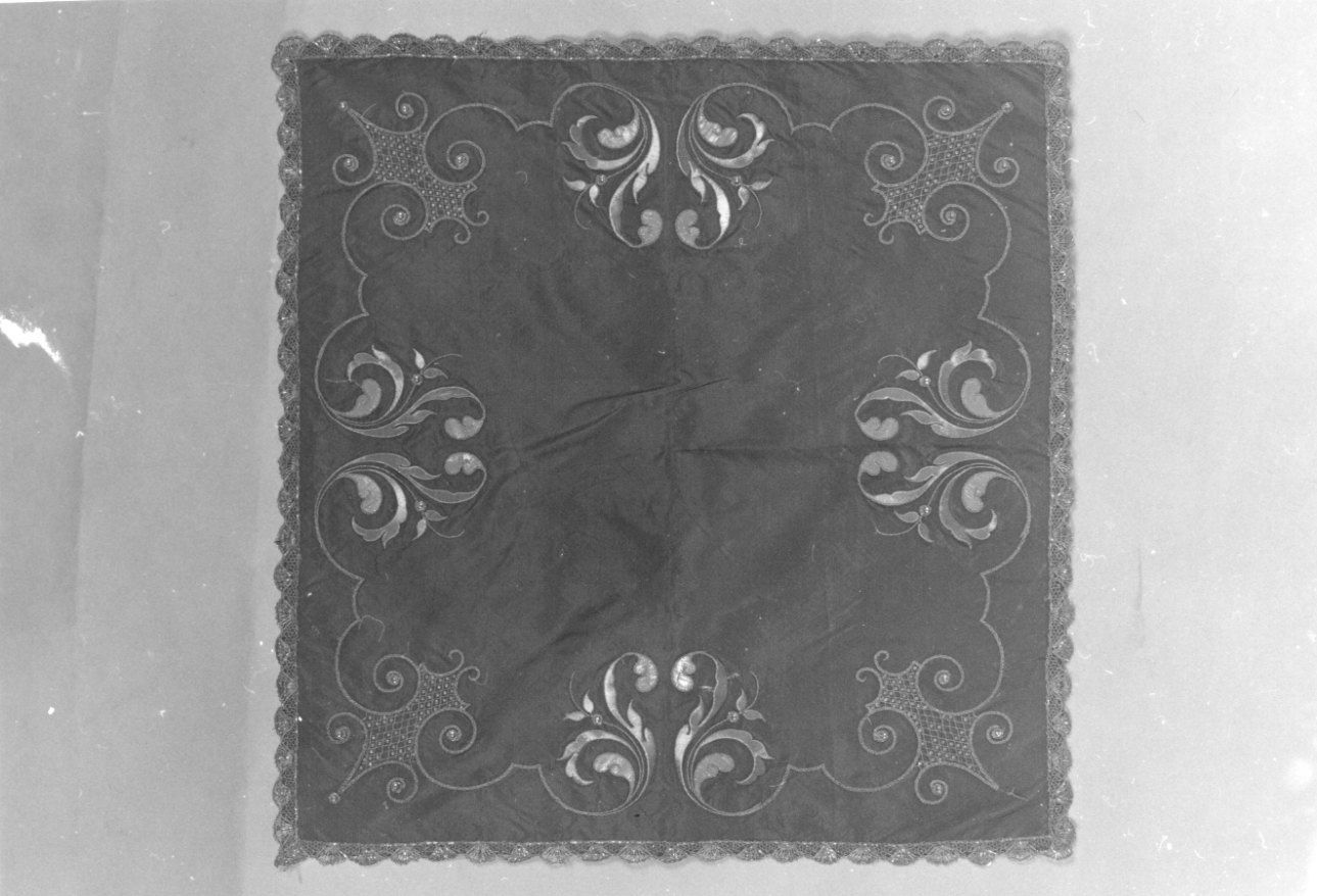 velo di calice, elemento d'insieme - manifattura piemontese (primo quarto sec. XX)