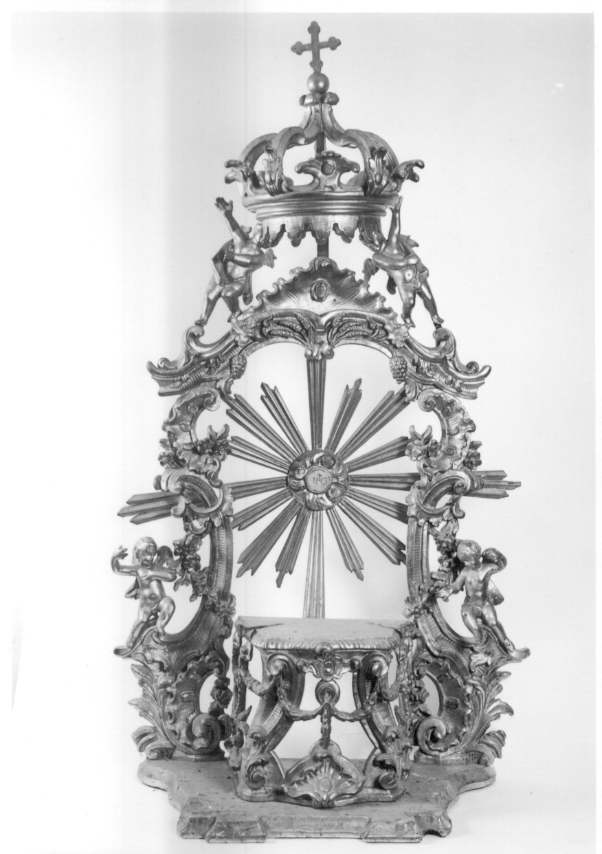 cherubini con monogramma cristologico (tronetto per esposizione eucaristica, opera isolata) - ambito piemontese (metà sec. XVIII)