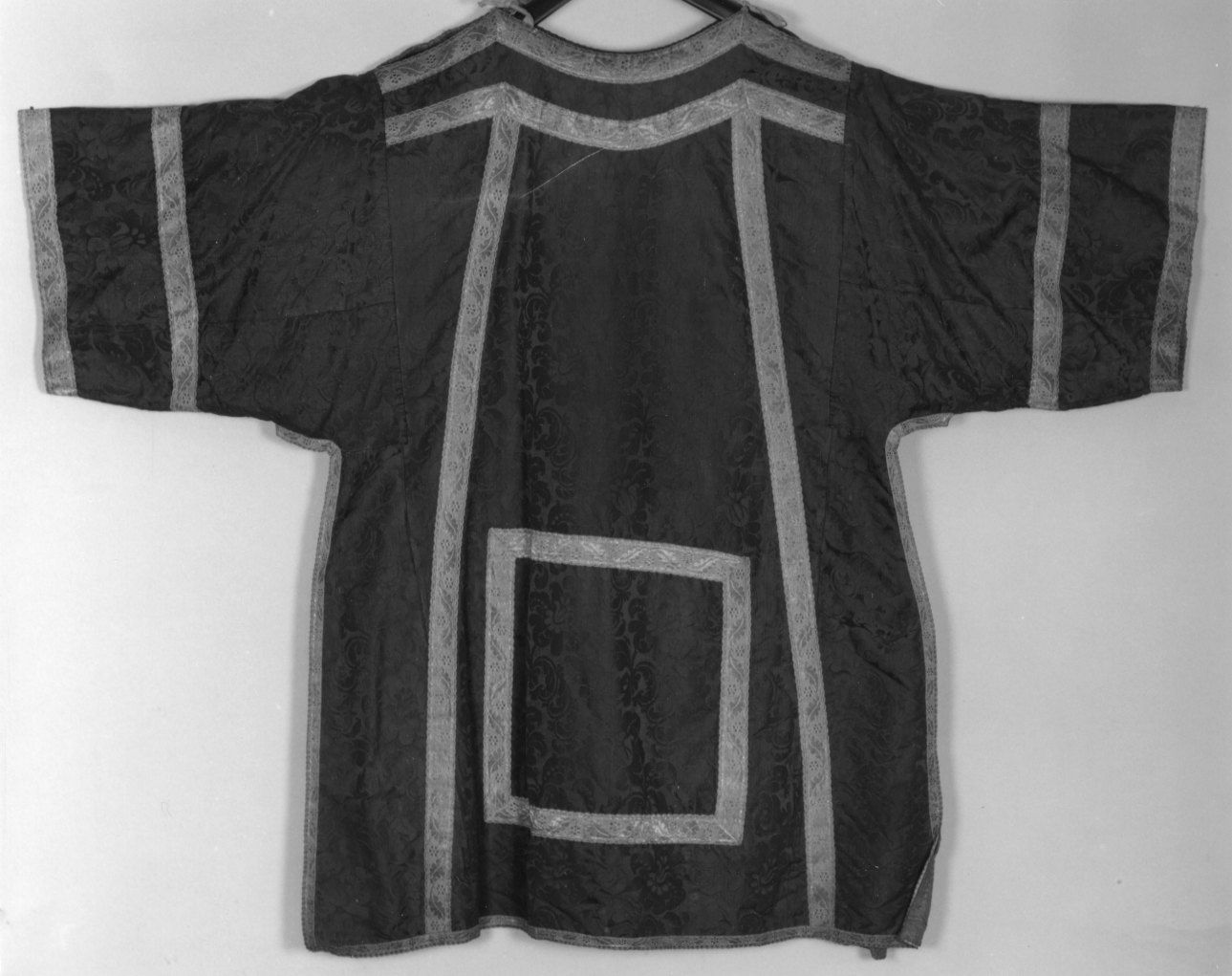 tunicella, serie - manifattura italiana (seconda metà sec. XIX)