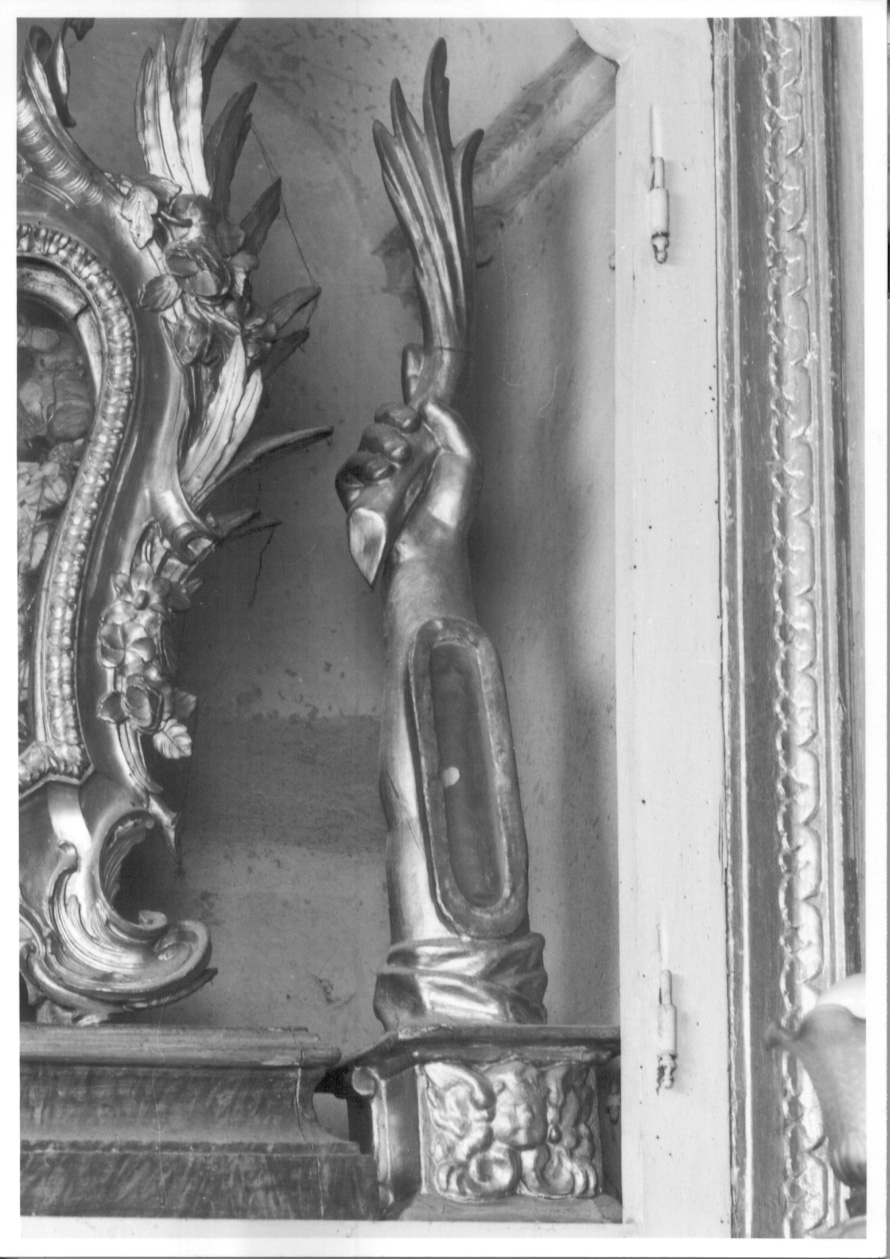 reliquiario antropomorfo - a braccio, serie - ambito piemontese (seconda metà sec. XVII)