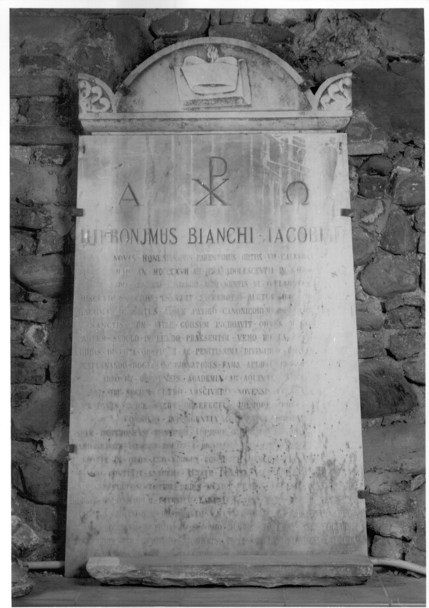 simboli religiosi (lapide tombale, opera isolata) - ambito piemontese (primo quarto sec. XIX)