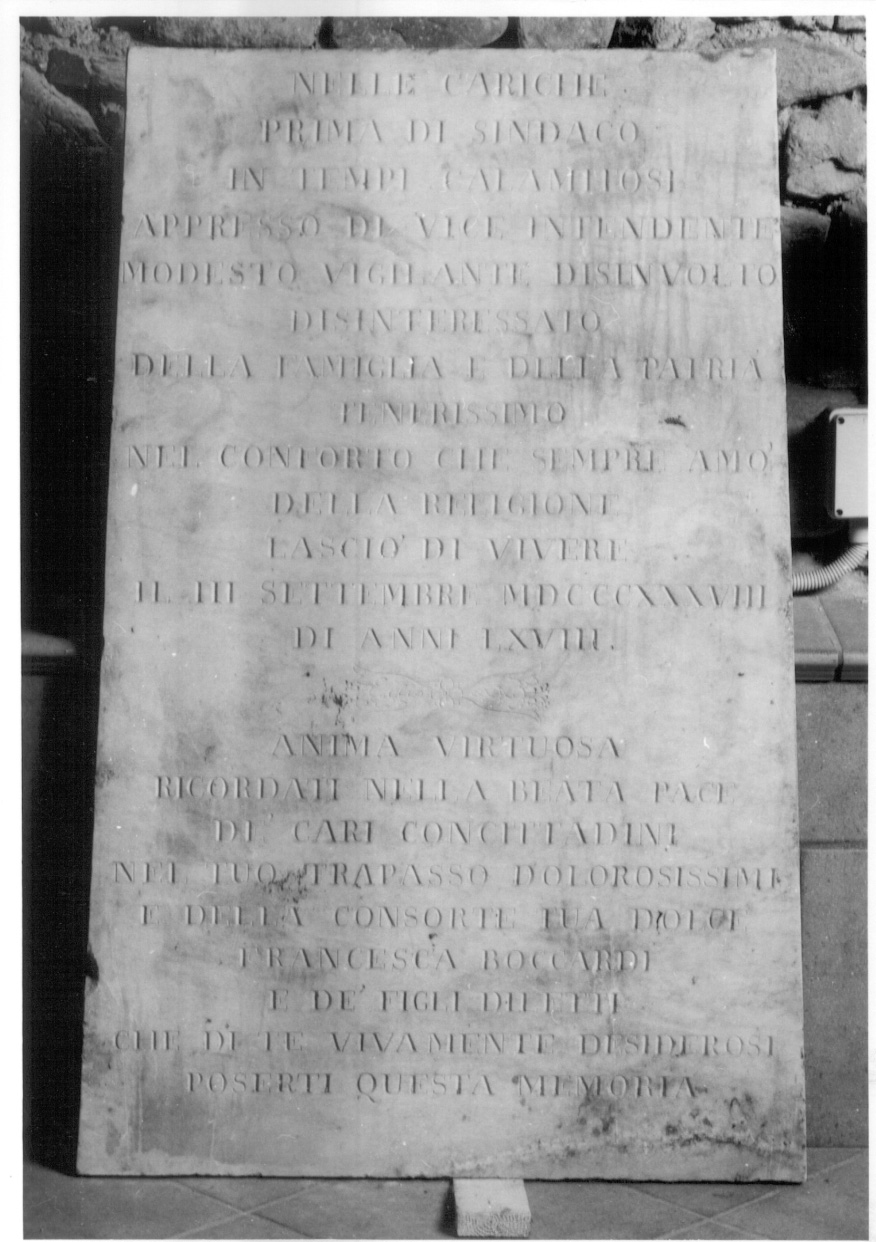 lapide tombale, opera isolata - ambito novese (secondo quarto sec. XIX)