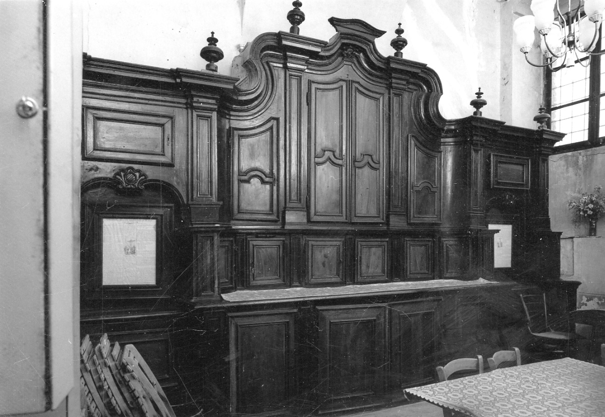 armadio da sacrestia, opera isolata - ambito piemontese (seconda metà sec. XVIII)