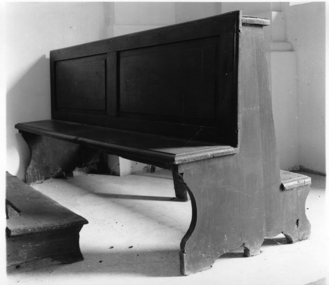 banco da chiesa, serie - bottega astigiana (fine/inizio secc. XVIII/ XIX)