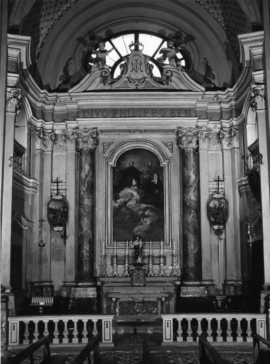 angioletti reggicortina (mostra d'altare, opera isolata) di Piazza Giovanni Battista (terzo quarto sec. XVIII)