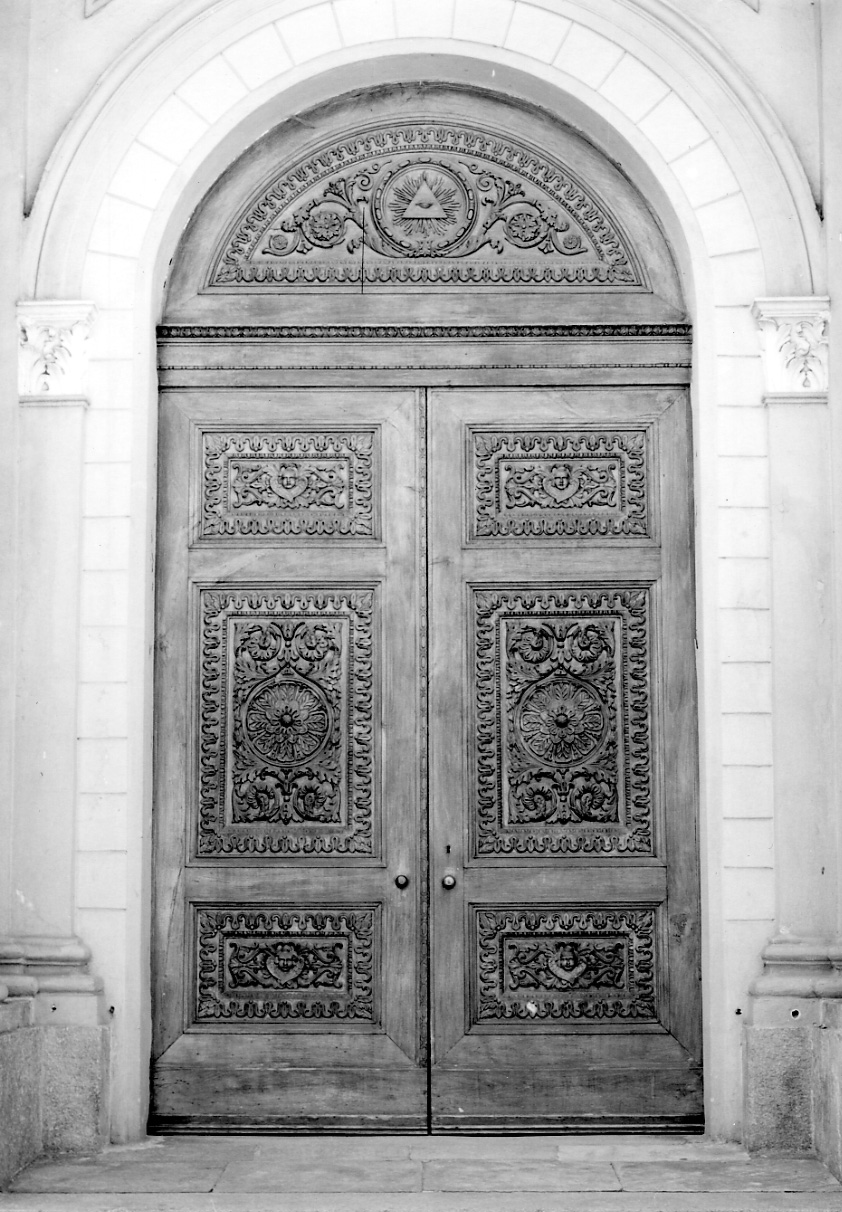 motivi decorativi vegetali (portone, opera isolata) - ambito piemontese (terzo quarto sec. XIX)