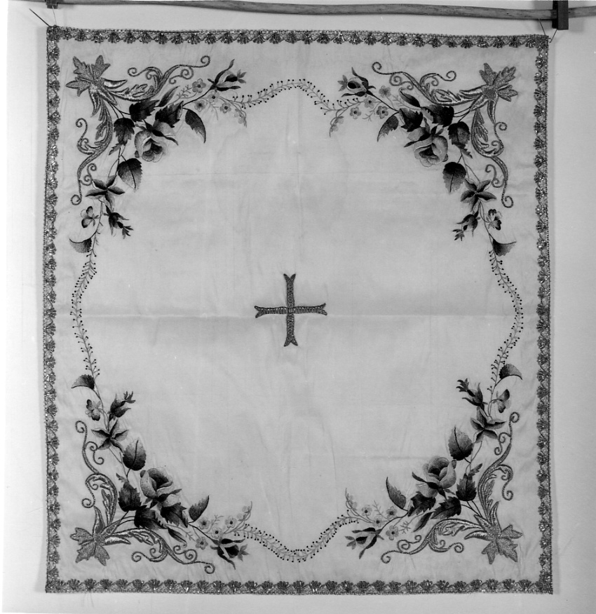 croce (velo di calice, opera isolata) - manifattura piemontese (fine/inizio secc. XIX/ XX)