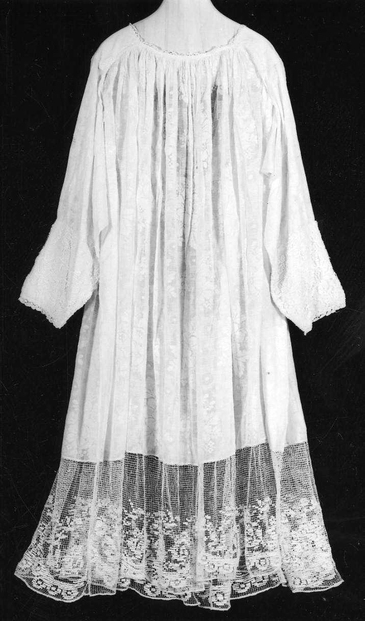 camice, opera isolata - manifattura astigiana (ultimo quarto sec. XIX)