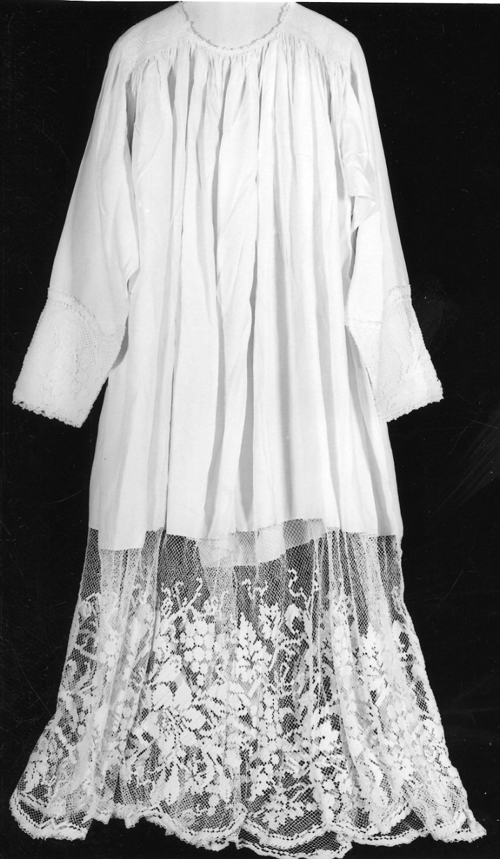 camice, opera isolata - manifattura astigiana (ultimo quarto sec. XIX)