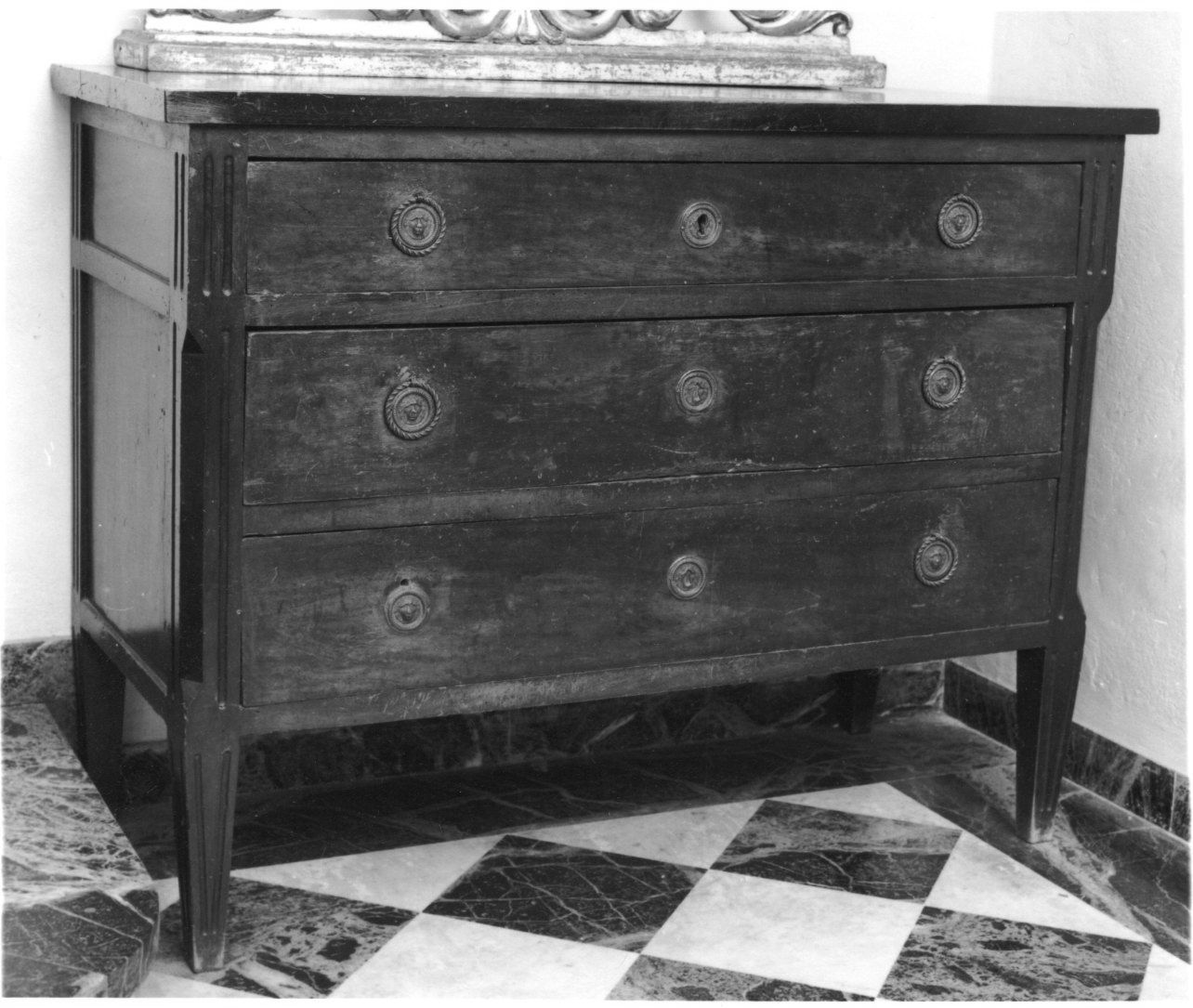 cassettone, opera isolata - bottega piemontese (prima metà sec. XIX)