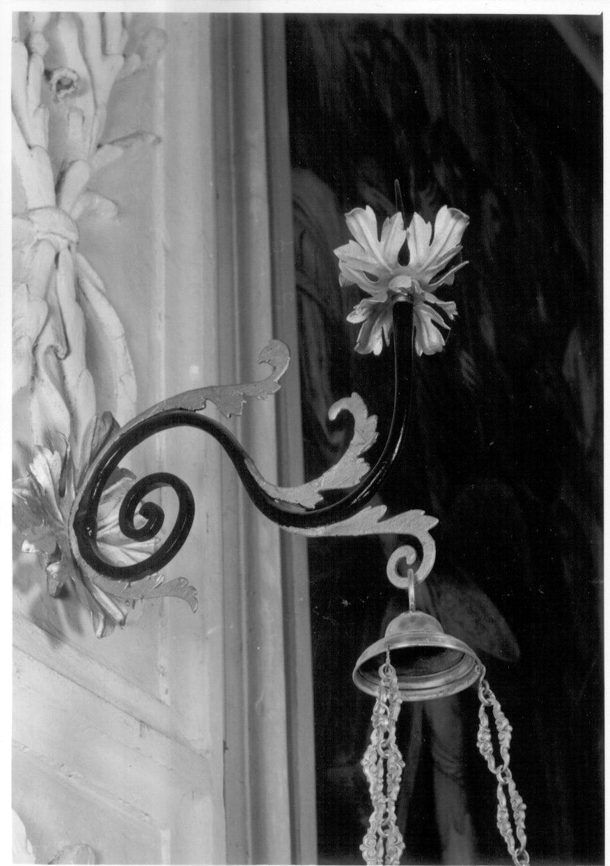 braccio portalumi da chiesa, serie - ambito piemontese (metà sec. XVII)