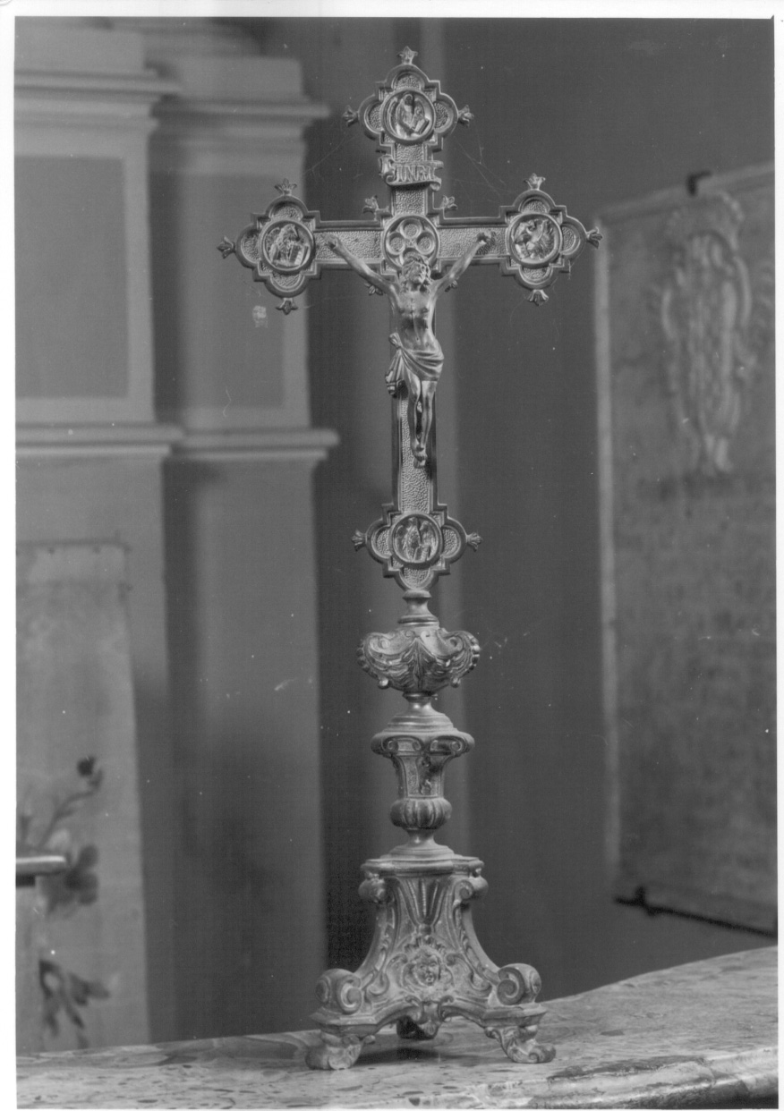 SIMBOLI DEI QUATTRO EVANGELISTI (decorazione plastica, elemento d'insieme) - ambito piemontese (fine/inizio secc. XIX/ XX)