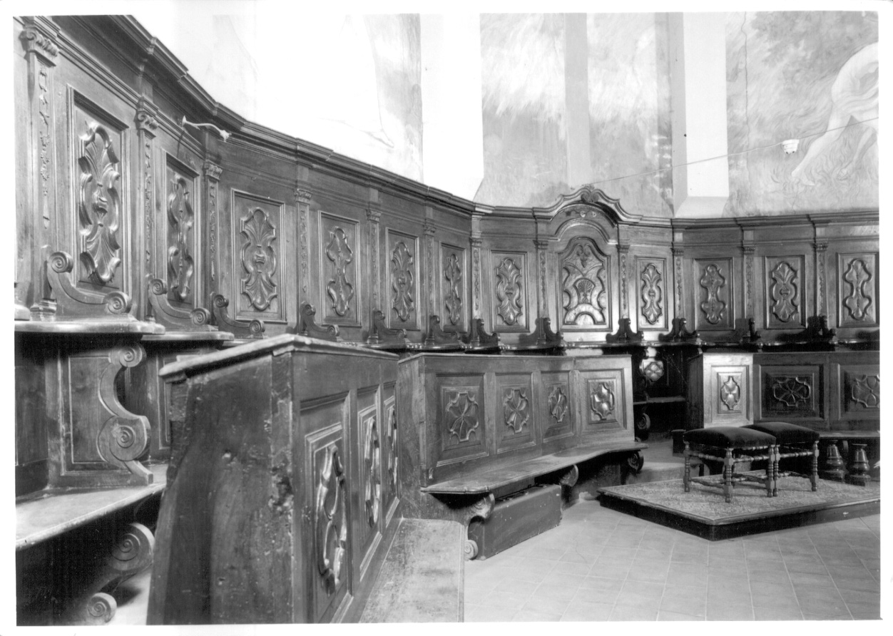 stalli del coro, opera isolata - ambito piemontese (prima metà sec. XVIII)