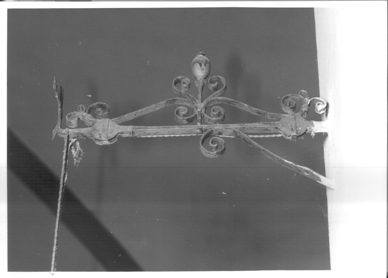 braccio portalumi da chiesa, opera isolata - ambito piemontese (sec. XVIII)