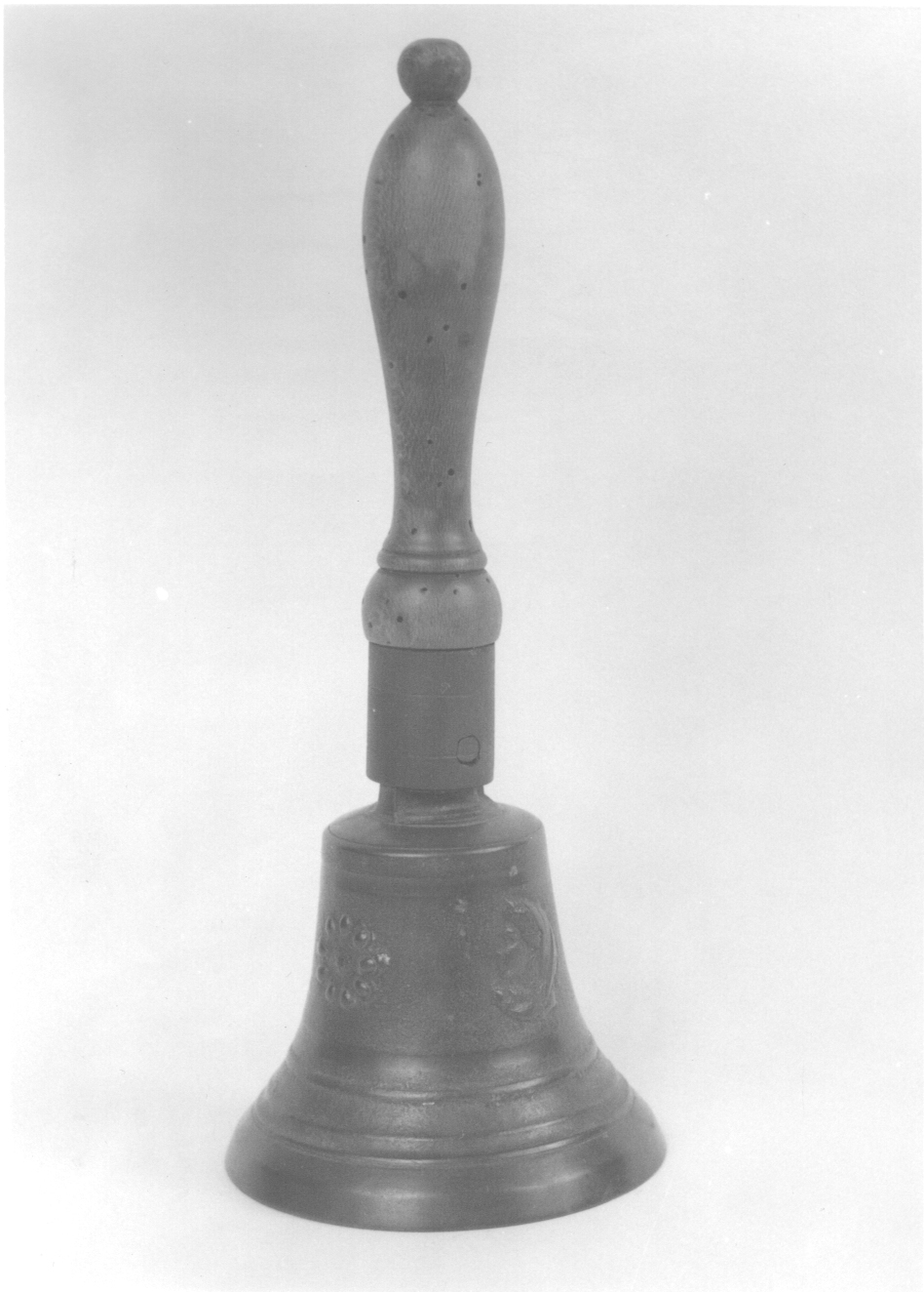 motivi decorativi (campanello d'altare, opera isolata) - ambito ligure-piemontese (prima metà sec. XIX)