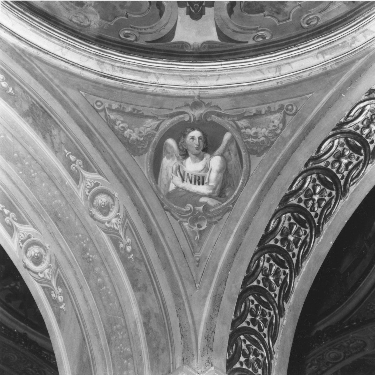 angeli con simboli della passione (dipinto, complesso decorativo) - ambito piemontese (metà sec. XIX)