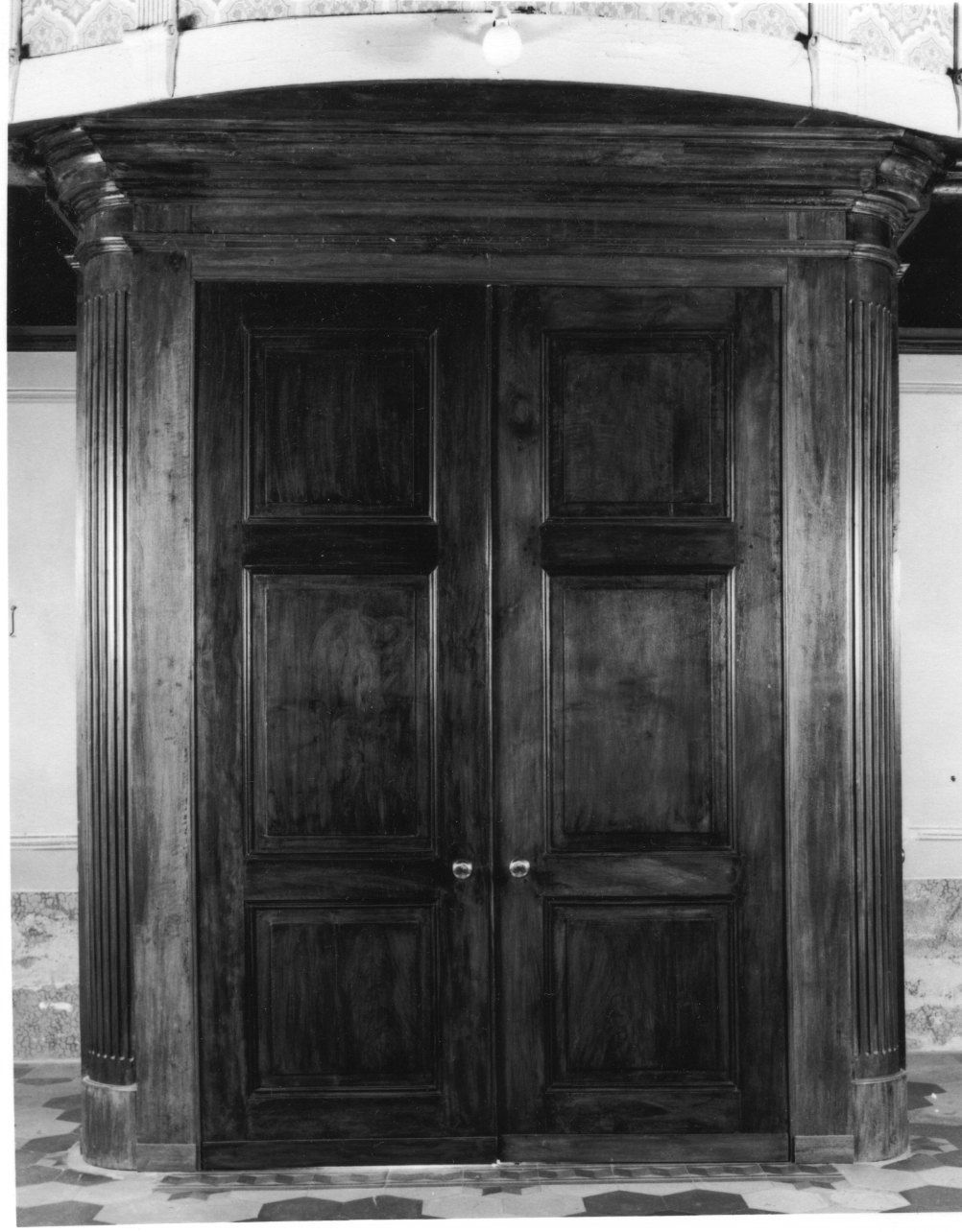 bussola d'ingresso, opera isolata - ambito piemontese (seconda metà sec. XIX)