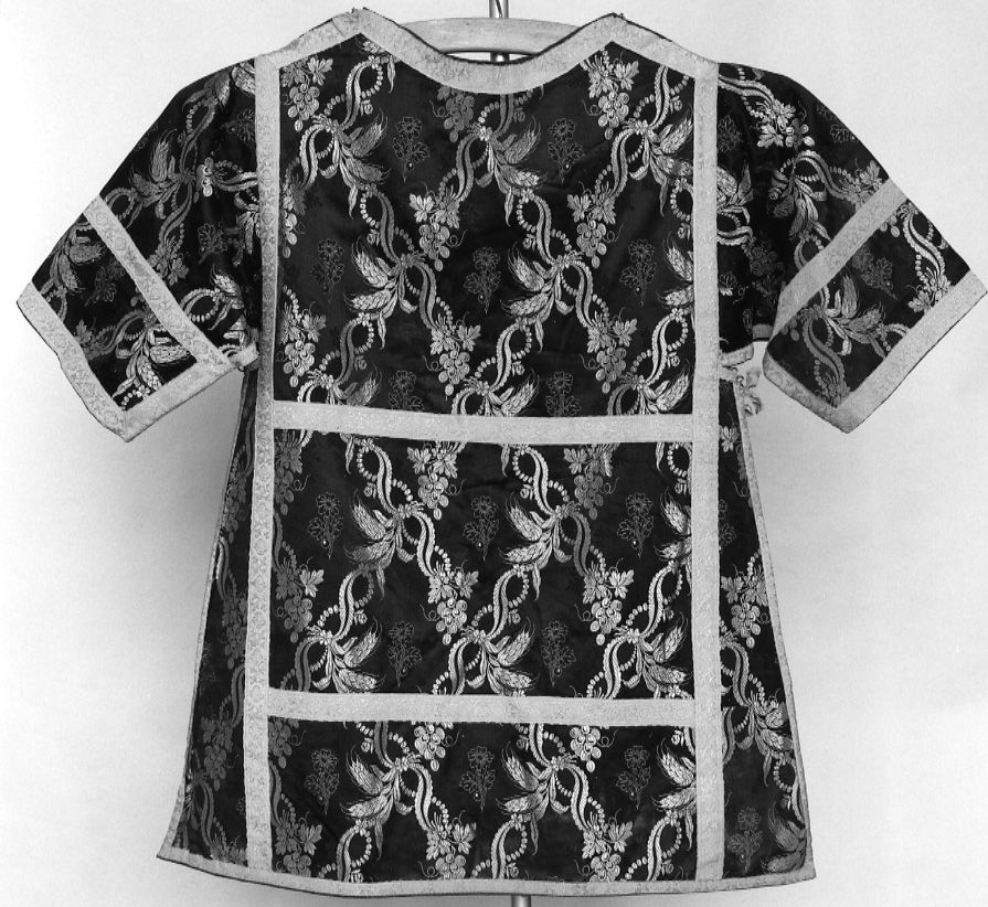 dalmatica, elemento d'insieme - manifattura Italia settentrionale (primo quarto sec. XX)