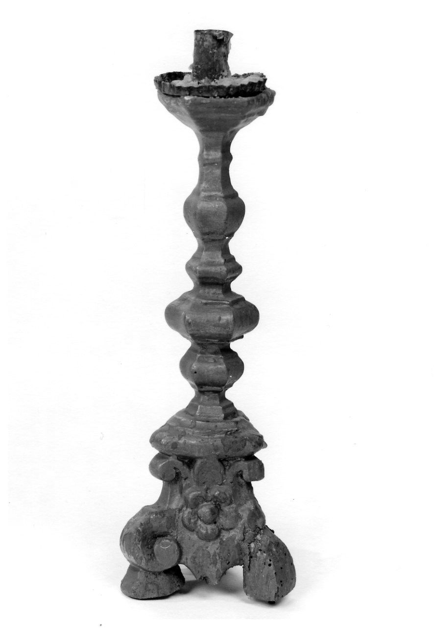 candelabro, serie - bottega piemontese (prima metà sec. XVII)