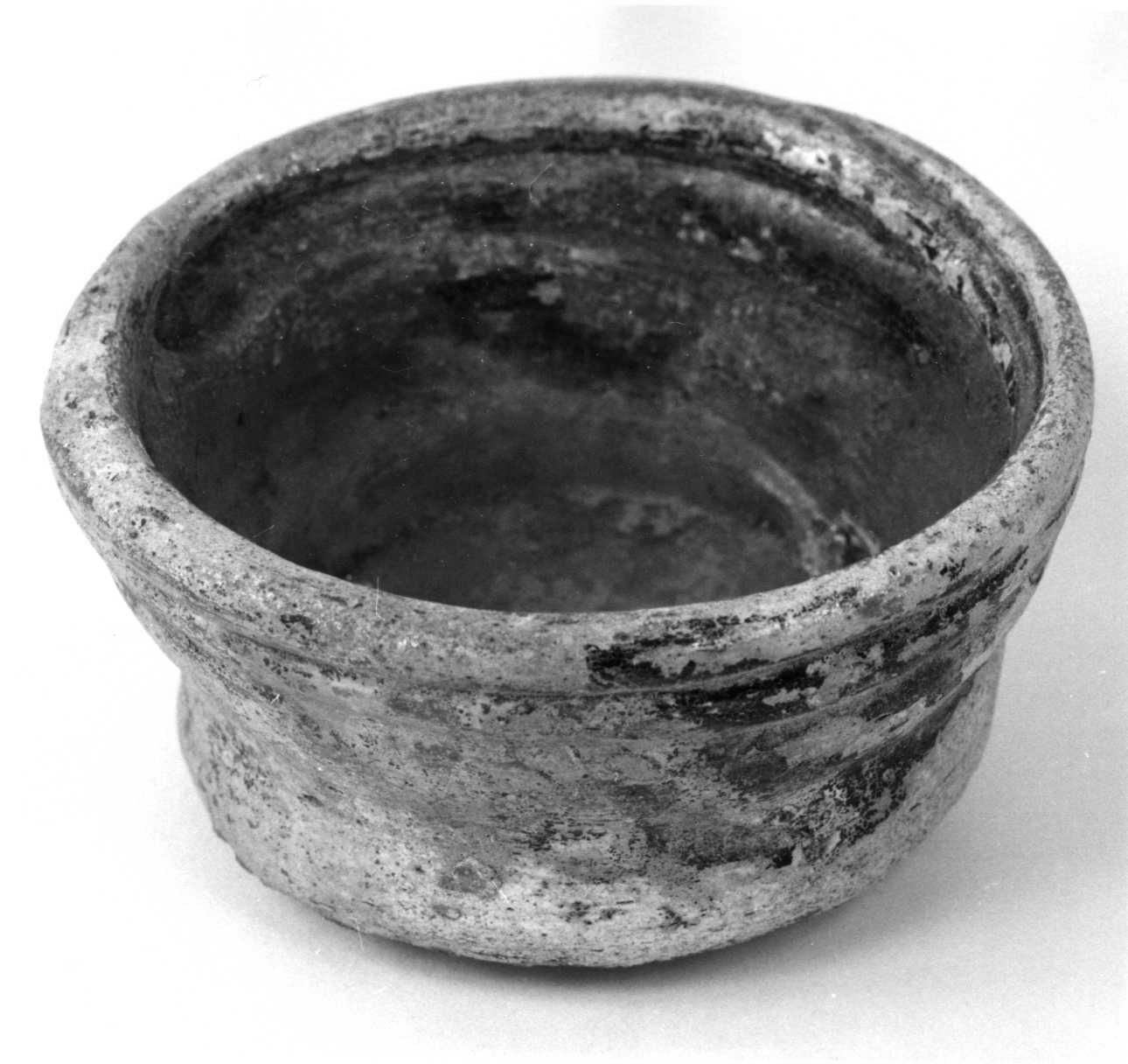 vasetto, opera isolata - ambito italiano (secc. XV/ XVI)