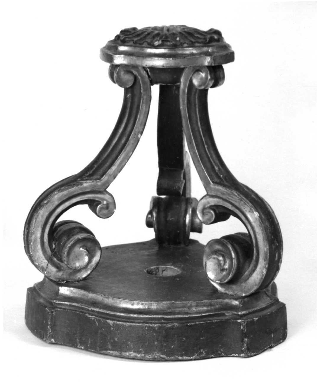 base per croce, elemento d'insieme - ambito piemontese (sec. XVIII)