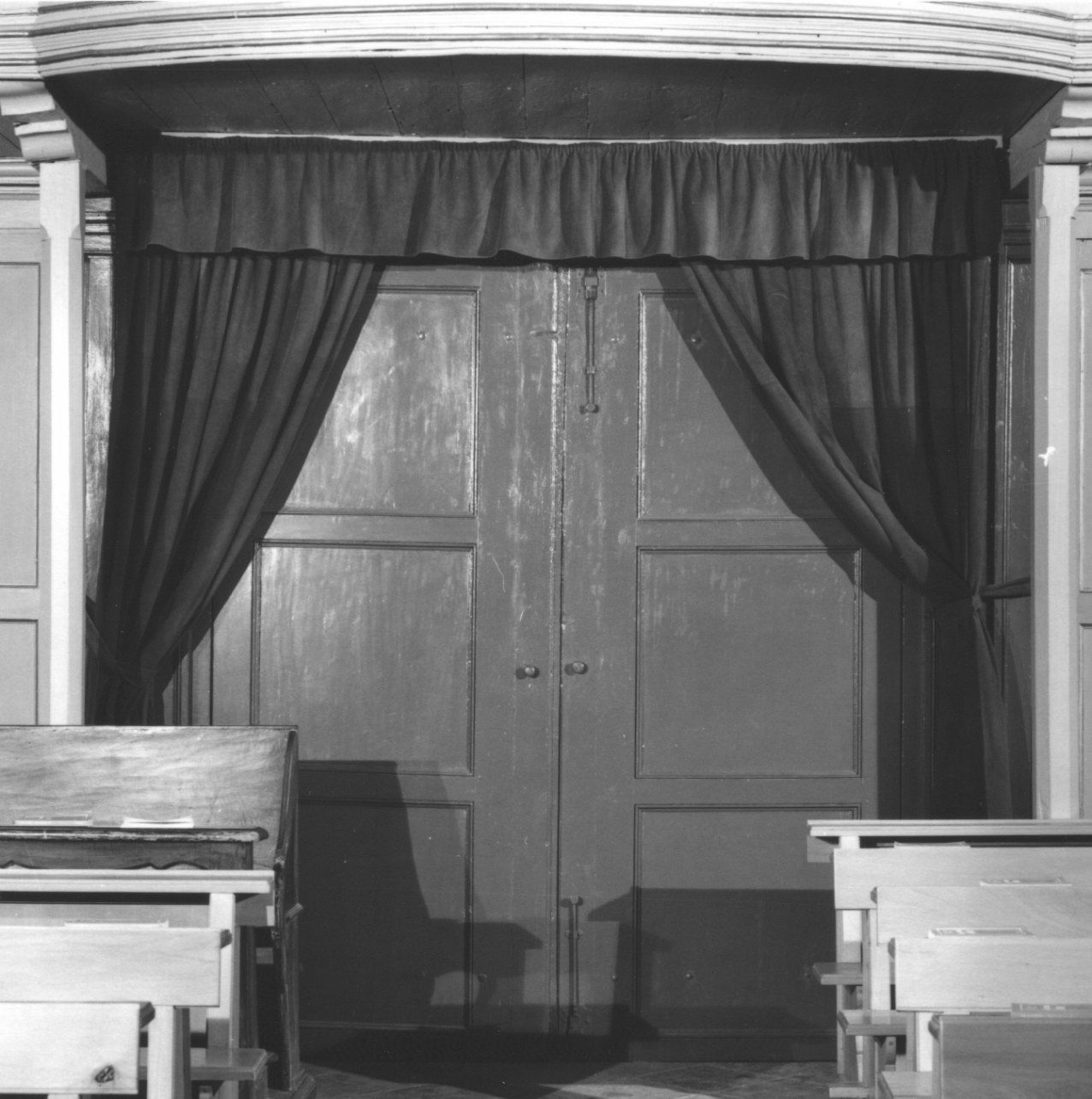 bussola d'ingresso, opera isolata - ambito piemontese (primo quarto sec. XVIII)