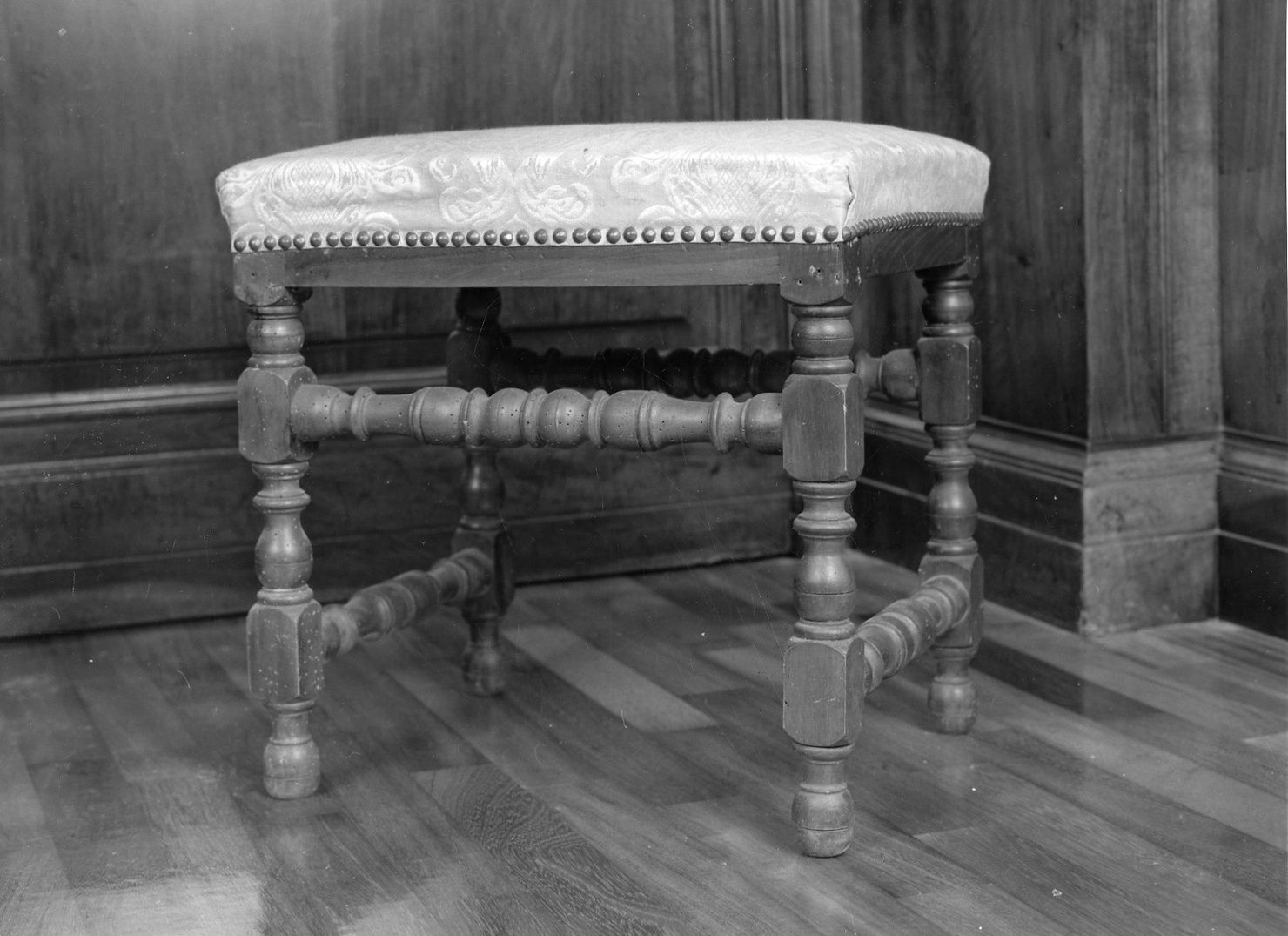 sgabello, serie - ambito piemontese (fine/inizio secc. XVII/ XVIII)