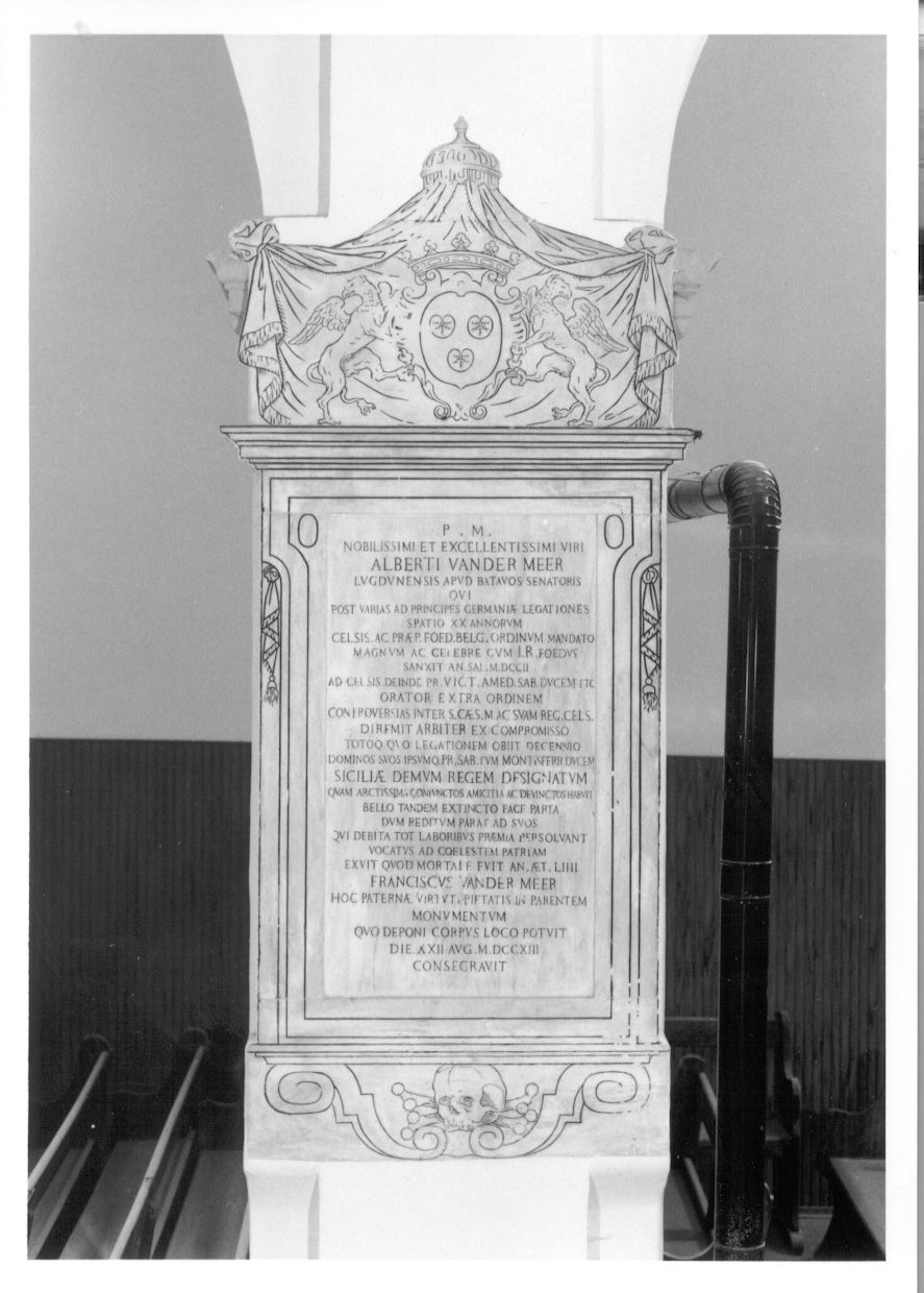 STEMMA GENTILIZIO DELLA FAMIGLIA VAN DER MER (lapide tombale, opera isolata) - ambito piemontese (primo quarto sec. XVIII)