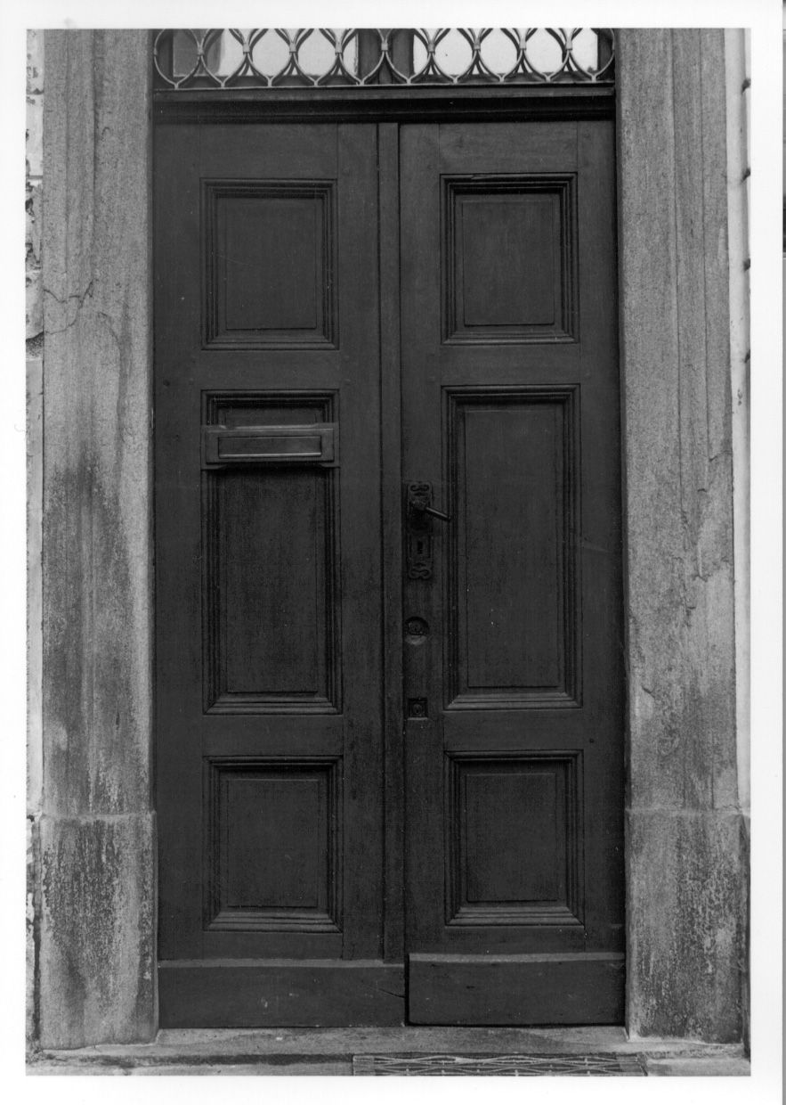 portone - a due battenti, serie - ambito piemontese (sec. XIX)