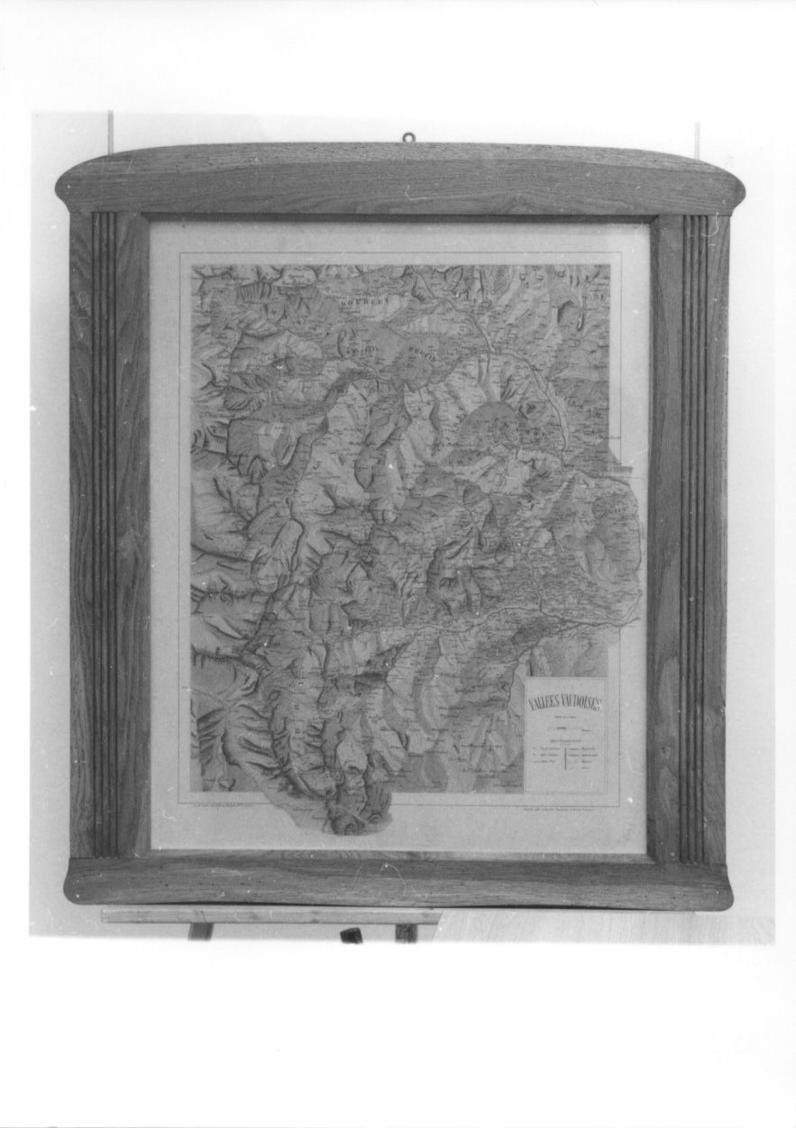 cornice, opera isolata - ambito piemontese (secondo quarto sec. XX)