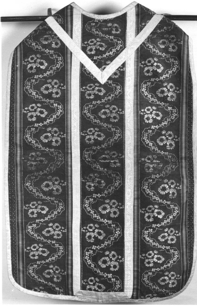 paramento liturgico, insieme - manifattura Italia settentrionale (primo quarto sec. XX)