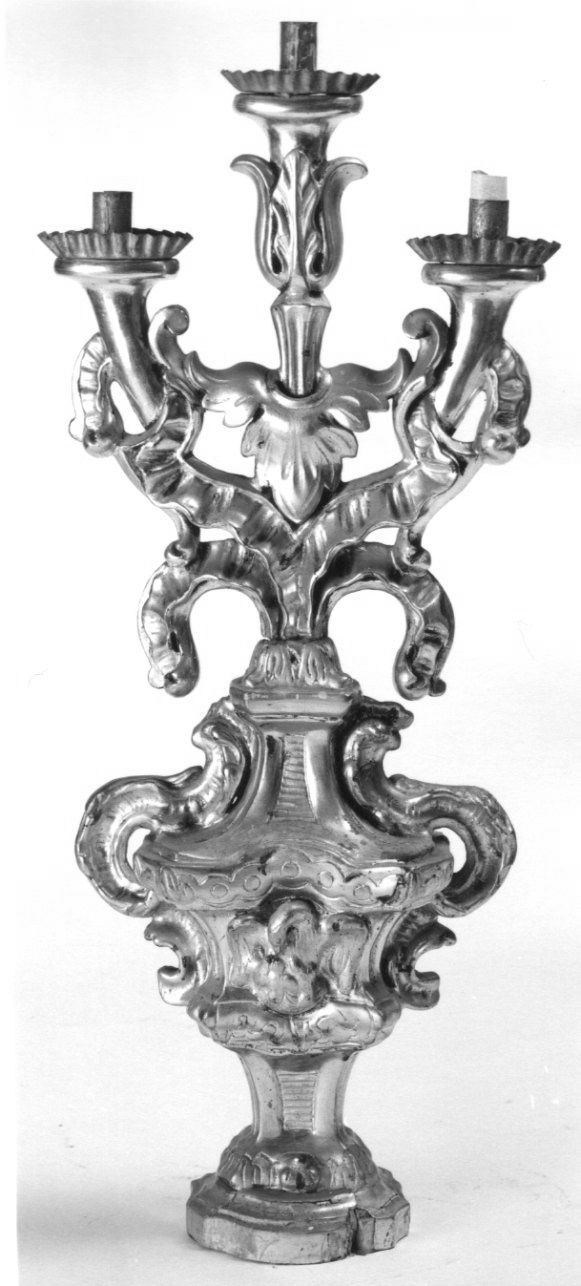 candelabro, serie - ambito piemontese (primo quarto sec. XX)